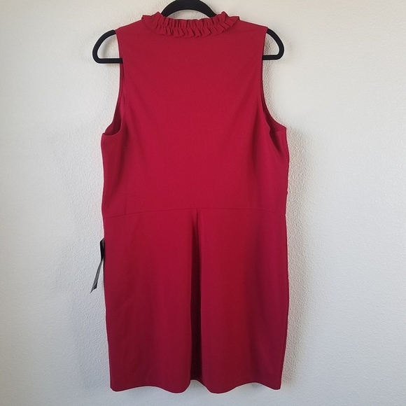 BEBE Plunging Ruffle V Neck Bodycon Dress - Picture 6 of 14